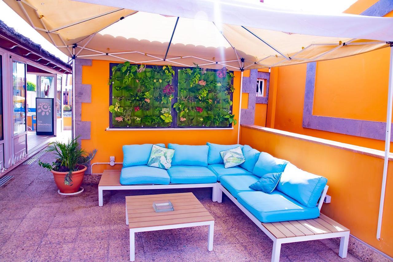 Bungalows Los Almendros - Exclusive Vacation Club Плая дел Инглес Екстериор снимка