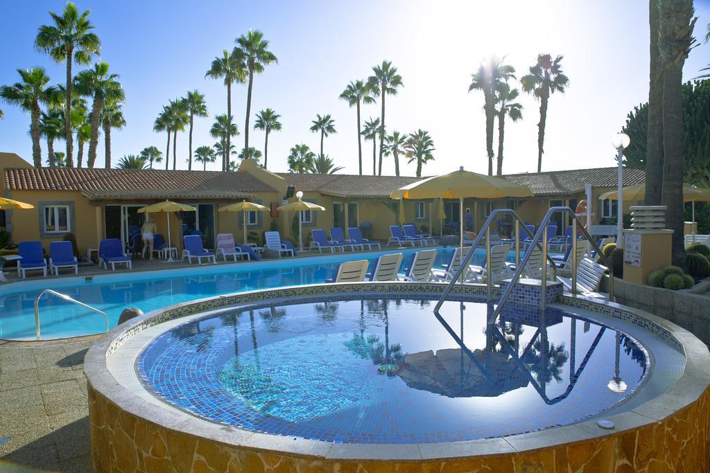 Bungalows Los Almendros - Exclusive Vacation Club Плая дел Инглес Екстериор снимка
