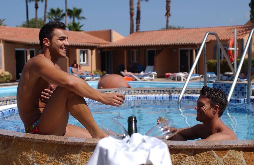 Bungalows Los Almendros - Exclusive Vacation Club Плая дел Инглес Екстериор снимка