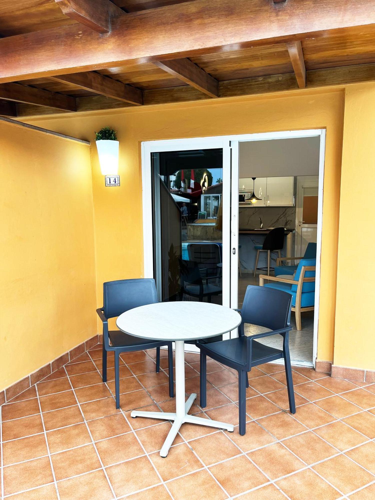 Bungalows Los Almendros - Exclusive Vacation Club Плая дел Инглес Екстериор снимка
